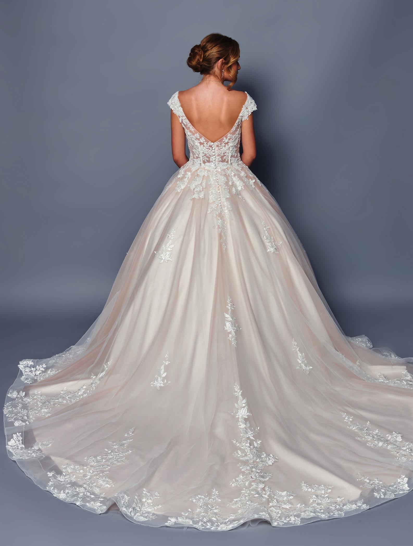 DeKlaire Bridal 490 - Image 4