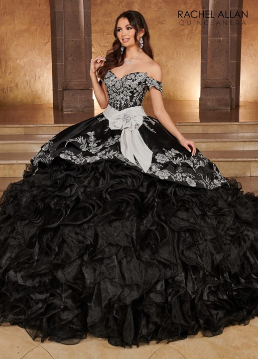 ⊛ occasions for Store Gowns Gala ⊛ – Black/Silver many